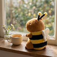 Honey — peluche capybara abeille - VIVA CAPYBARA