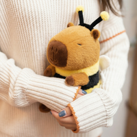 Honey — peluche capybara abeille - VIVA CAPYBARA